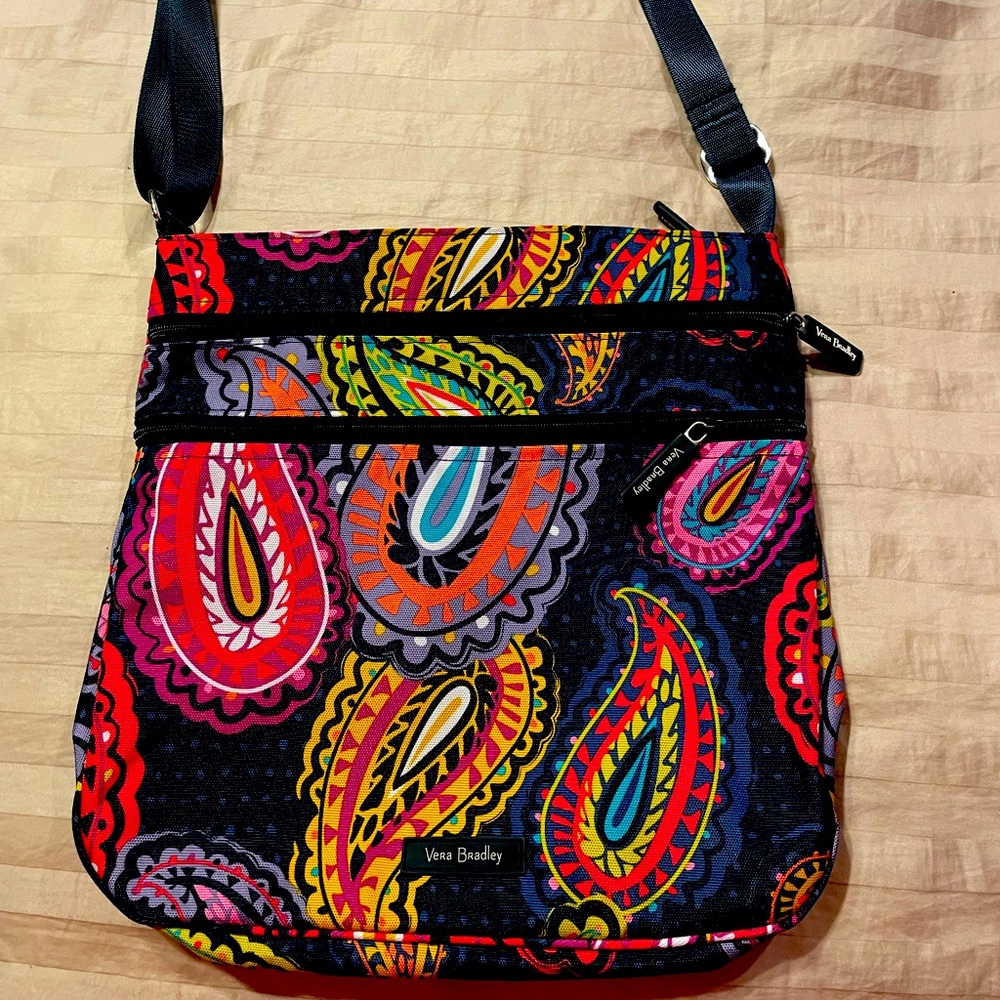 Vera Bradley Twilight Paisley triple zip purse.